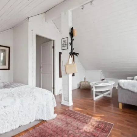 Spacious With Terrace & Car Charger Villa Bergen