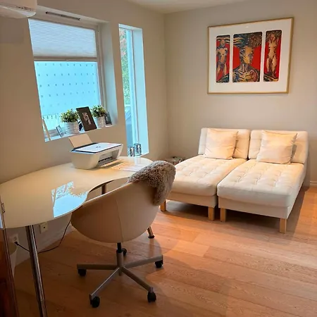 Spacious With Terrace & Car Charger Villa *